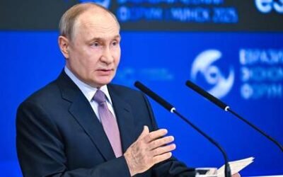 Putin explains what will happen if West ‘robs’ Russia’s reserves