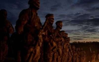 Ukraine threatens new invasion of two Russian regions