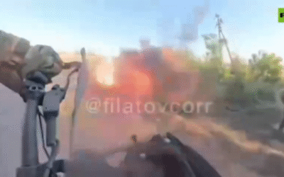 WATCH Russian war correspondent dodge Ukrainian suicide drone