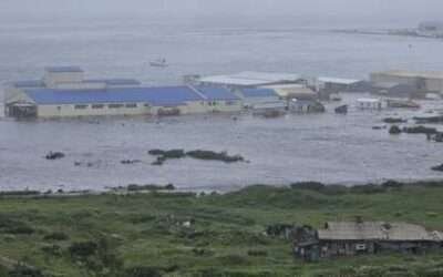 Tsunami hits Russia’s Kuril Islands (VIDEOS)