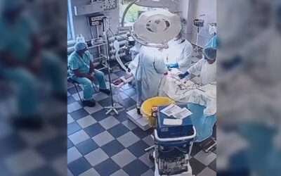 WATCH Russian surgeons carry on with operation during earthquake