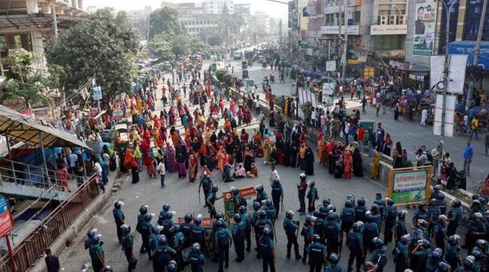 Strike shuts down Bangladesh’s biggest port