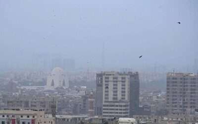 Cloudy skies persist amid light rain forecast in Karachi