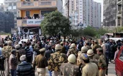 Indian extremists target American food chain over serving non-veg food