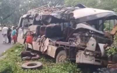 India road crash kills 18 Hindu pilgrims