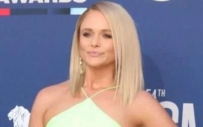Miranda Lambert reacts to viral miniskirt mishap