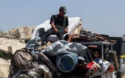 Thousands of Palestinians leave Gaza City fearing Israeli offensive