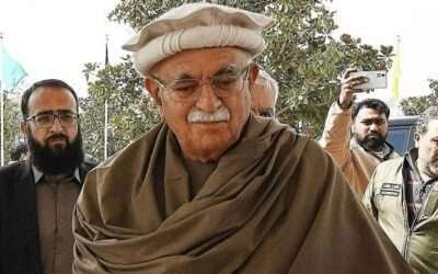 Imran Khan nominates Mahmood Achakzai as NA opposition leader