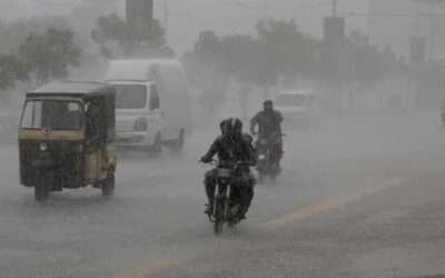 Karachi sees light showers as NDMA warns of nationwide heavy rains