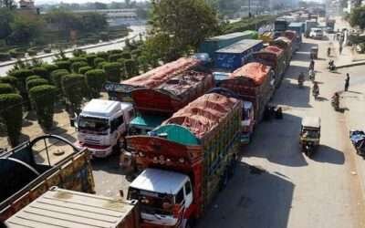 Heavy traffic banned in Karachi on Rabi ul Awal 11, 12