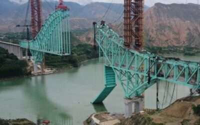 Multiple workers dead after bridge in China collapses