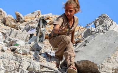 Israel intensifies its assault on Gaza City, urging residents to flee