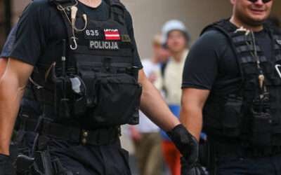 EU state expelling hundreds of Russians – media