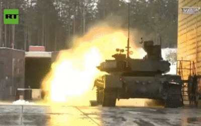 Cutting edge Russian tank heads into battle after Middle East expo (VIDEO)