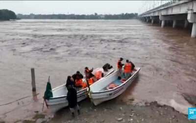 Pakistan evacuates half a million people as latest floods kill 30