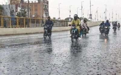 Urban flooding feared in Karachi as PMD forecasts heavy rain this evening