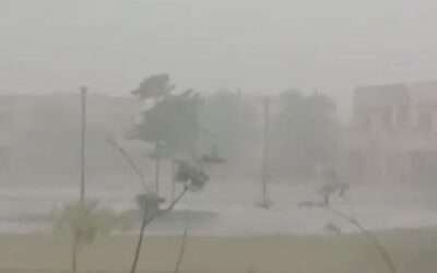 Parts of Karachi receive heavy rain amid urban flooding risk