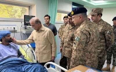 On Bannu visit with COAS, PM says Afghanistan must choose between terrorists or Pakistan