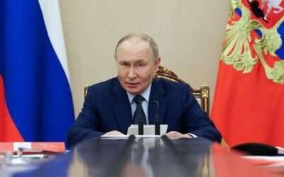 Russia offers to extend nuclear arms limits with US