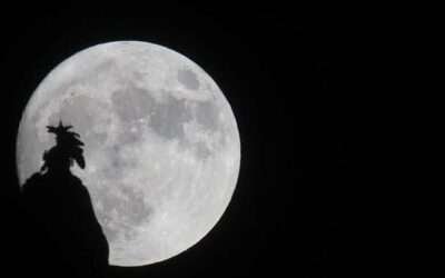 Supermoon lights up night sky over Pakistan