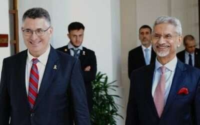 India and Israel sign defense deal