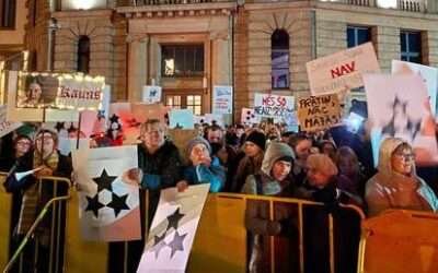 Thousands protest EU member move to exit domestic violence treaty (VIDEO)